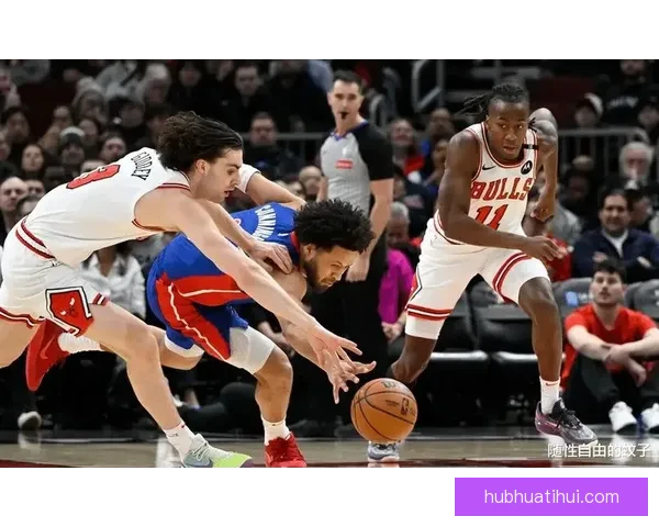 活塞主帅：杜伦进攻端进步惊人 成为球队进攻轴心的核心力量